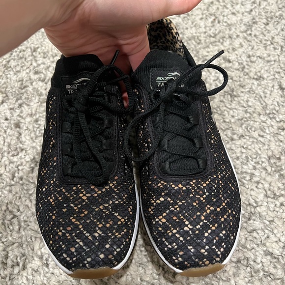 Skechers Women's Skech-Air Element 2.0 Big Energy Sneaker 6 Black leopard print - Picture 10 of 11